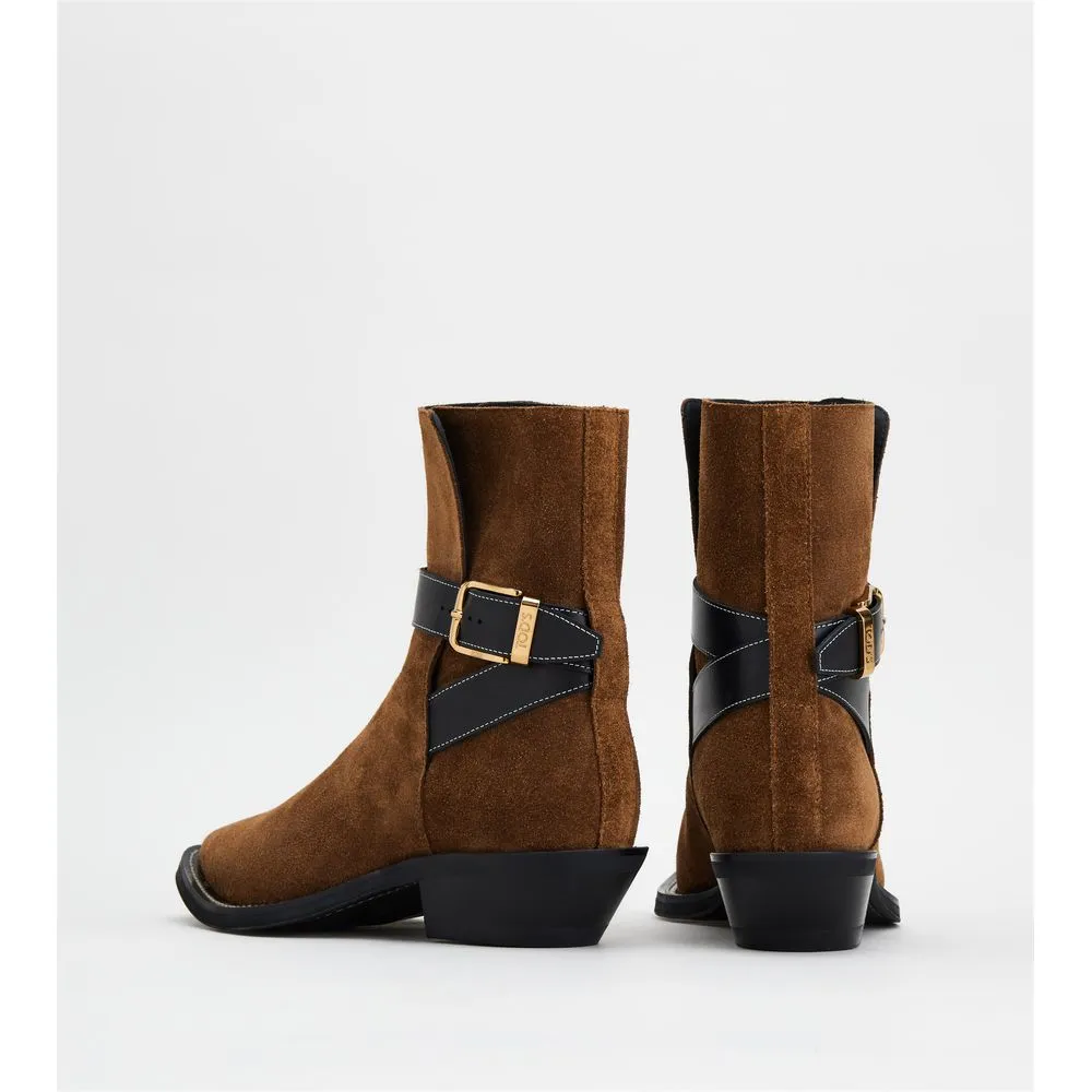 Ankle Boots in Suede