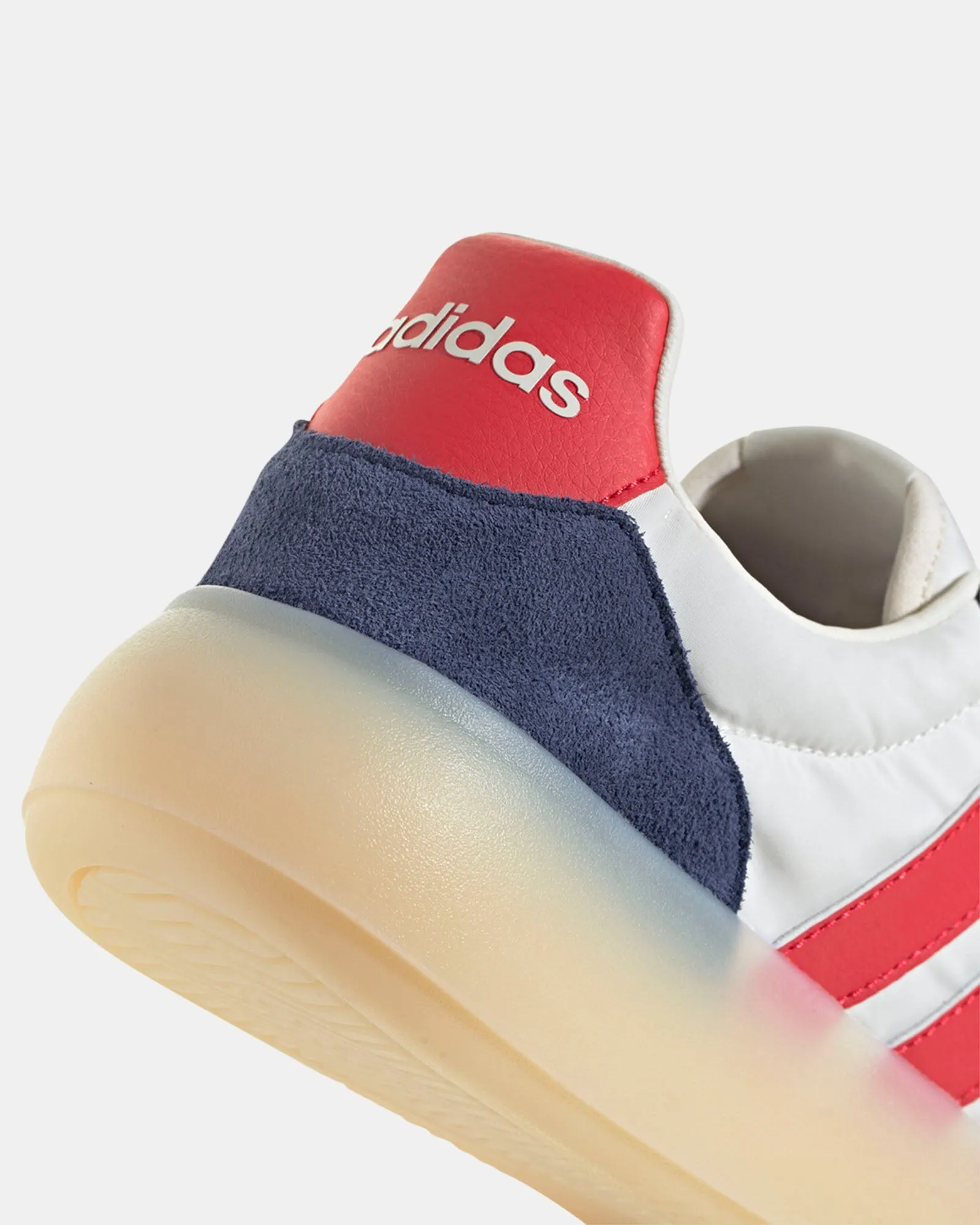 Barreda Decode Off White/Red