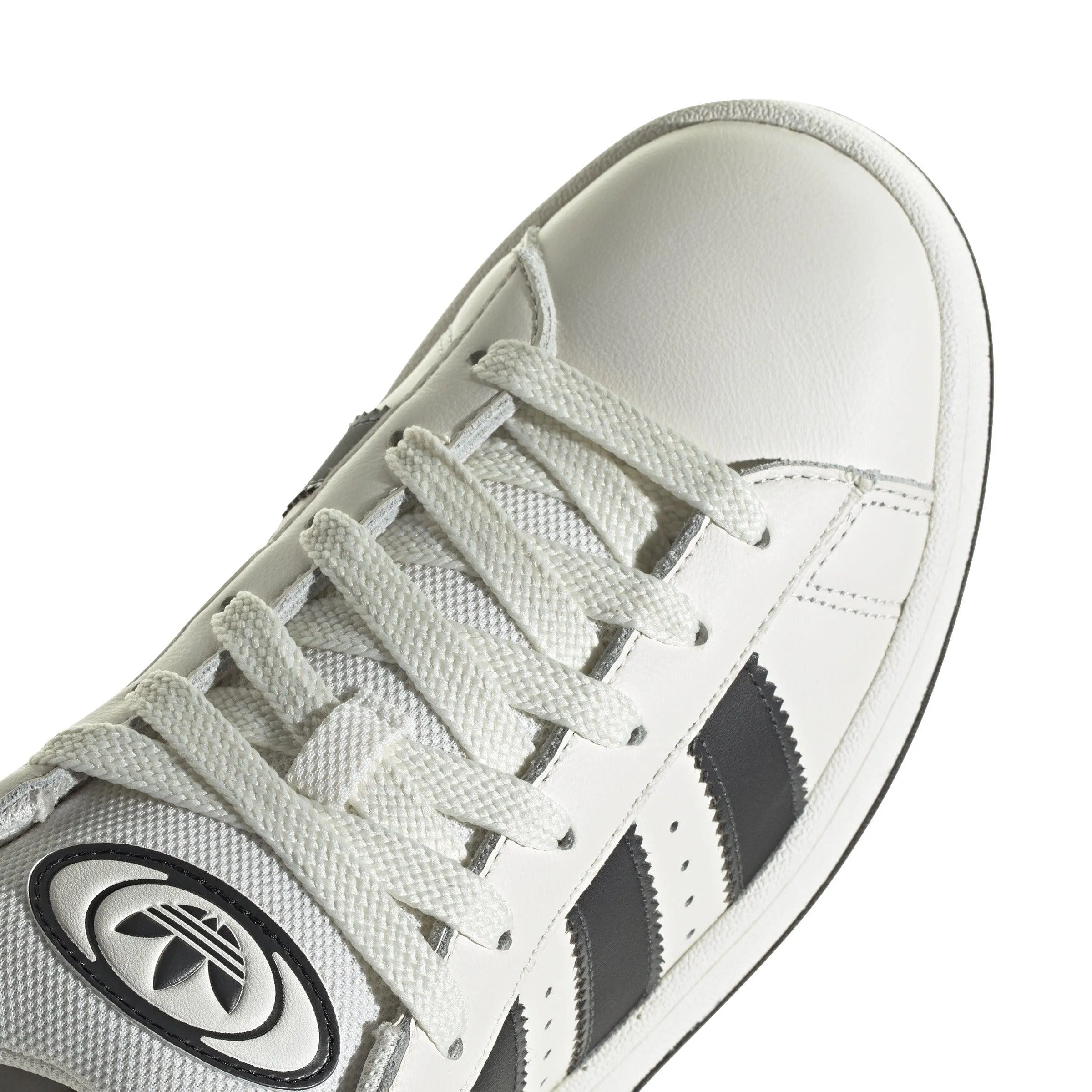 Campus 00s 'White Black'