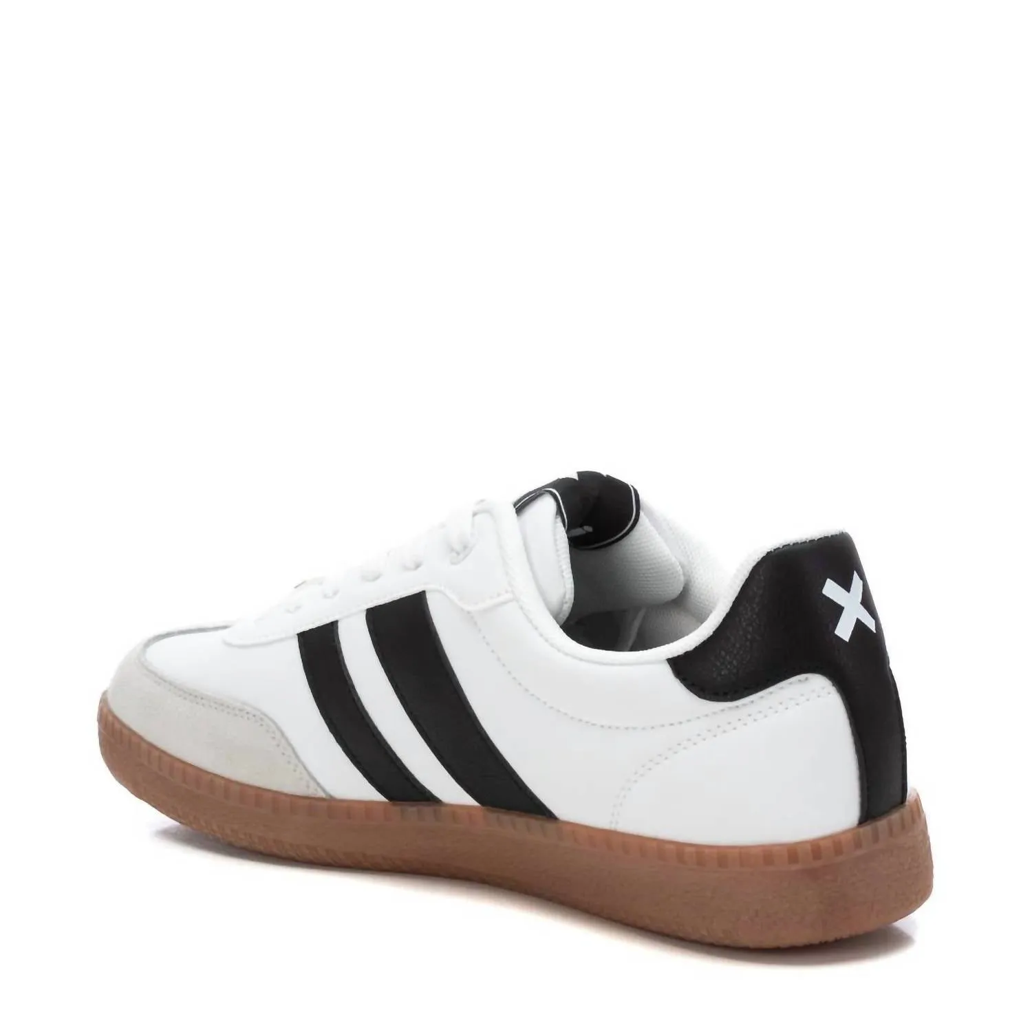 Casual Men's Sneakers In White