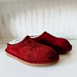 Cheers Women's Platform Slipper In Maroon