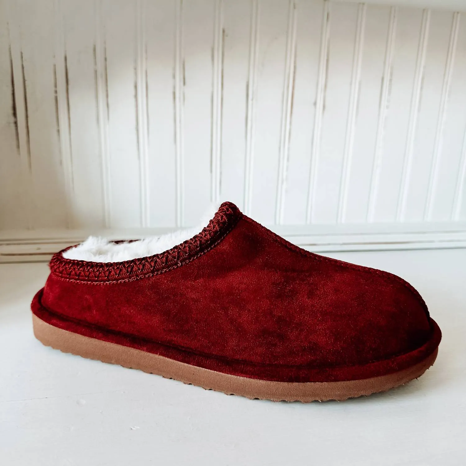 Cheers Women's Platform Slipper In Maroon
