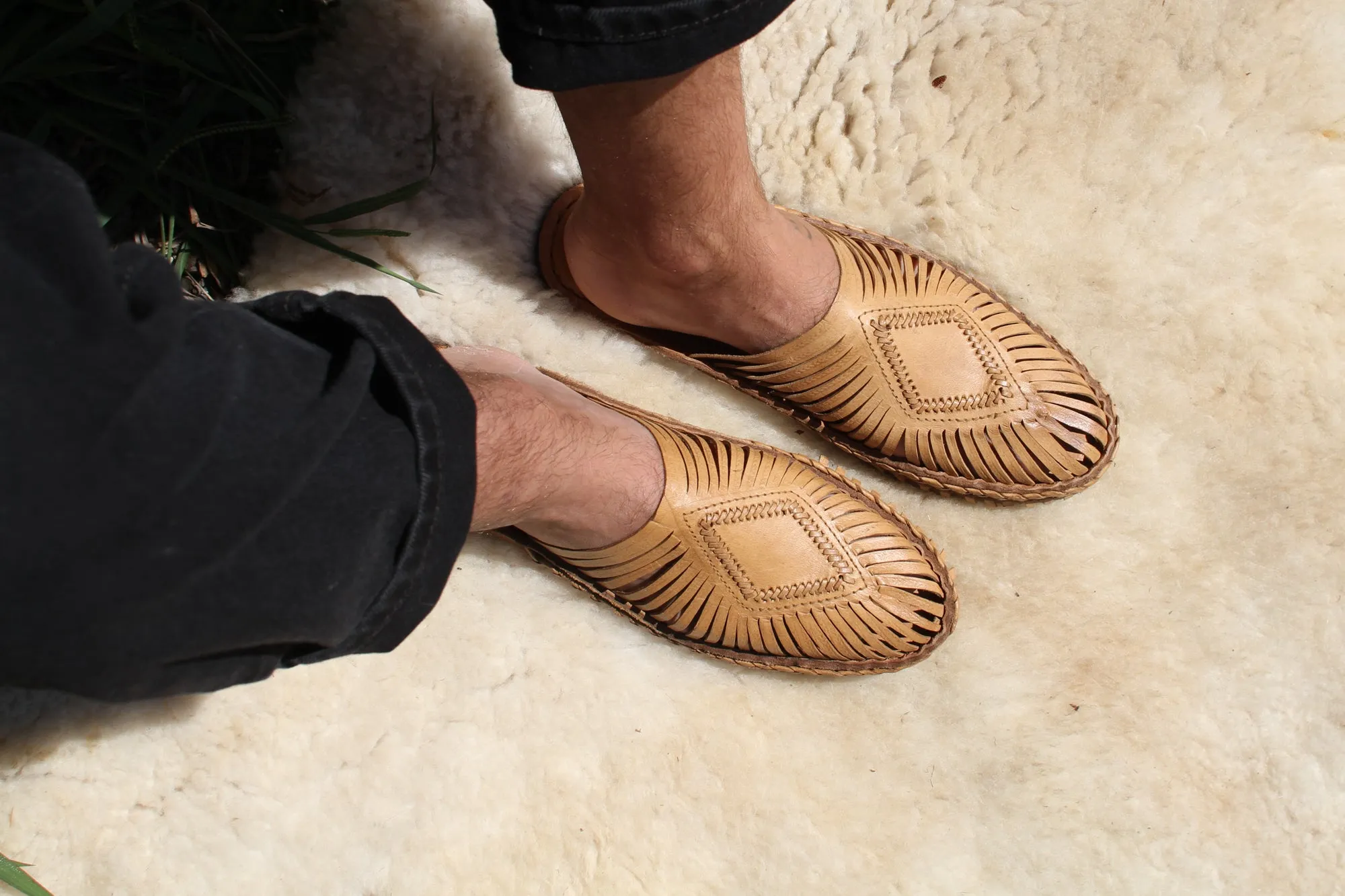 Diamond City Slipper in Honey