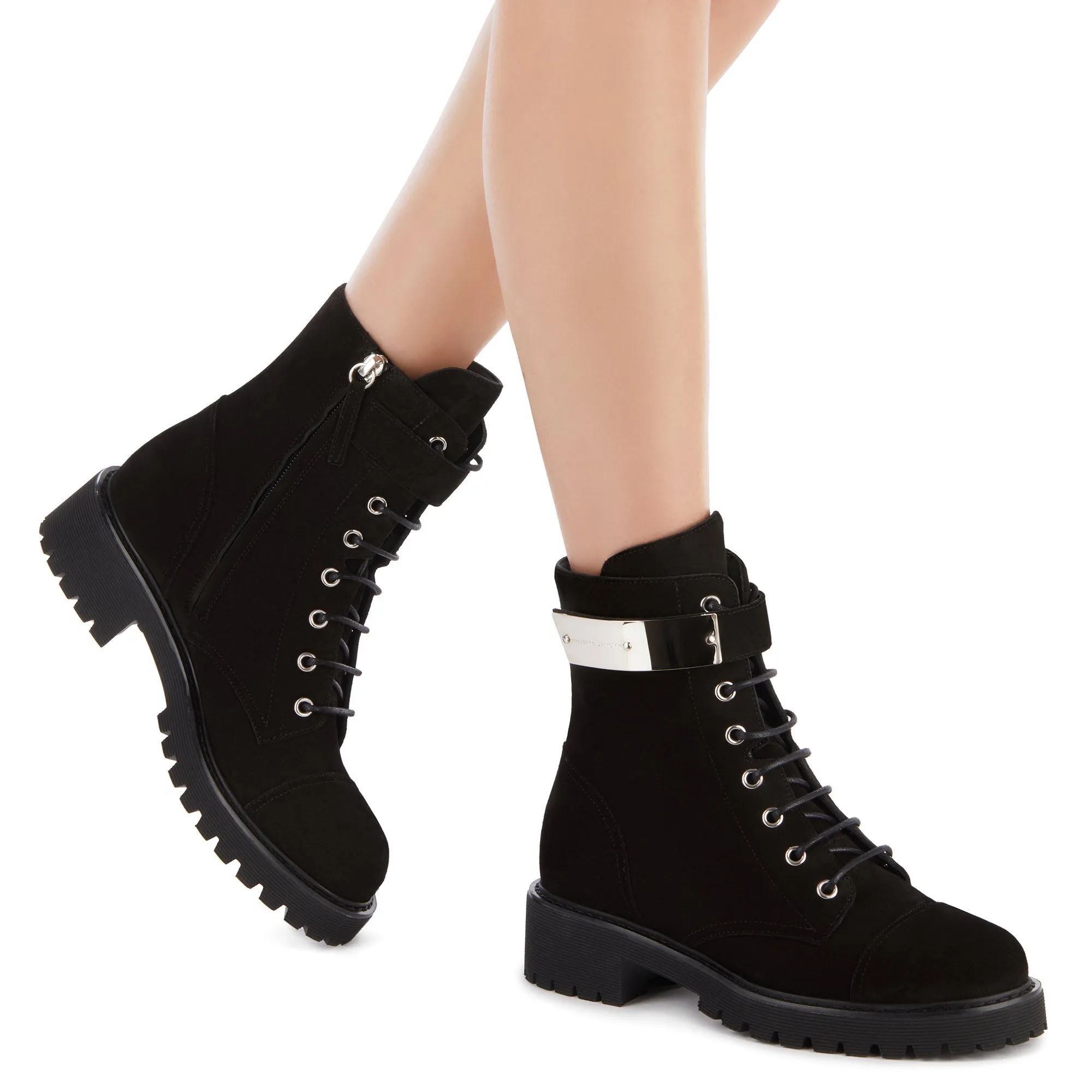 Giuseppe Zanotti Alexa