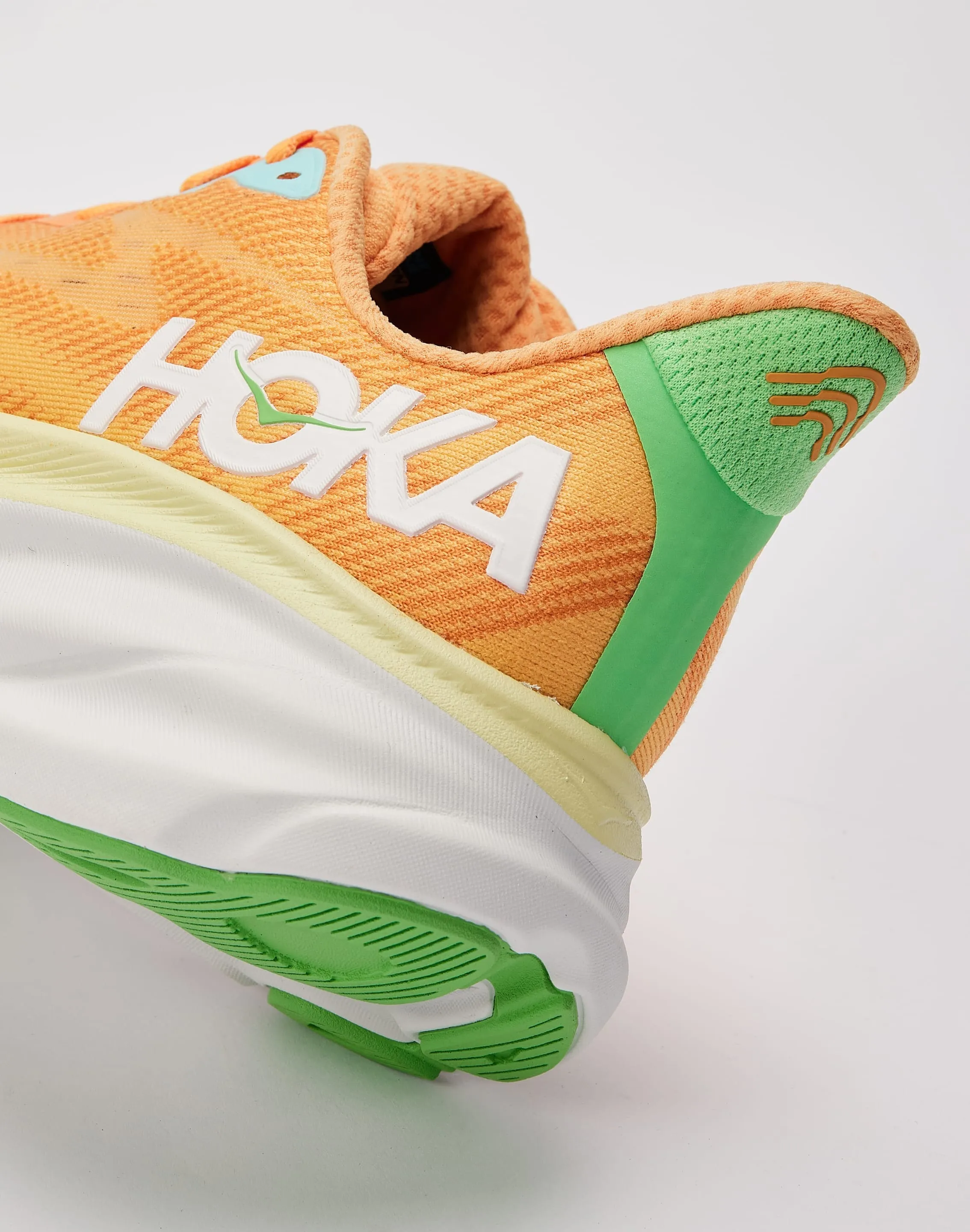 HOKA Clifton 9