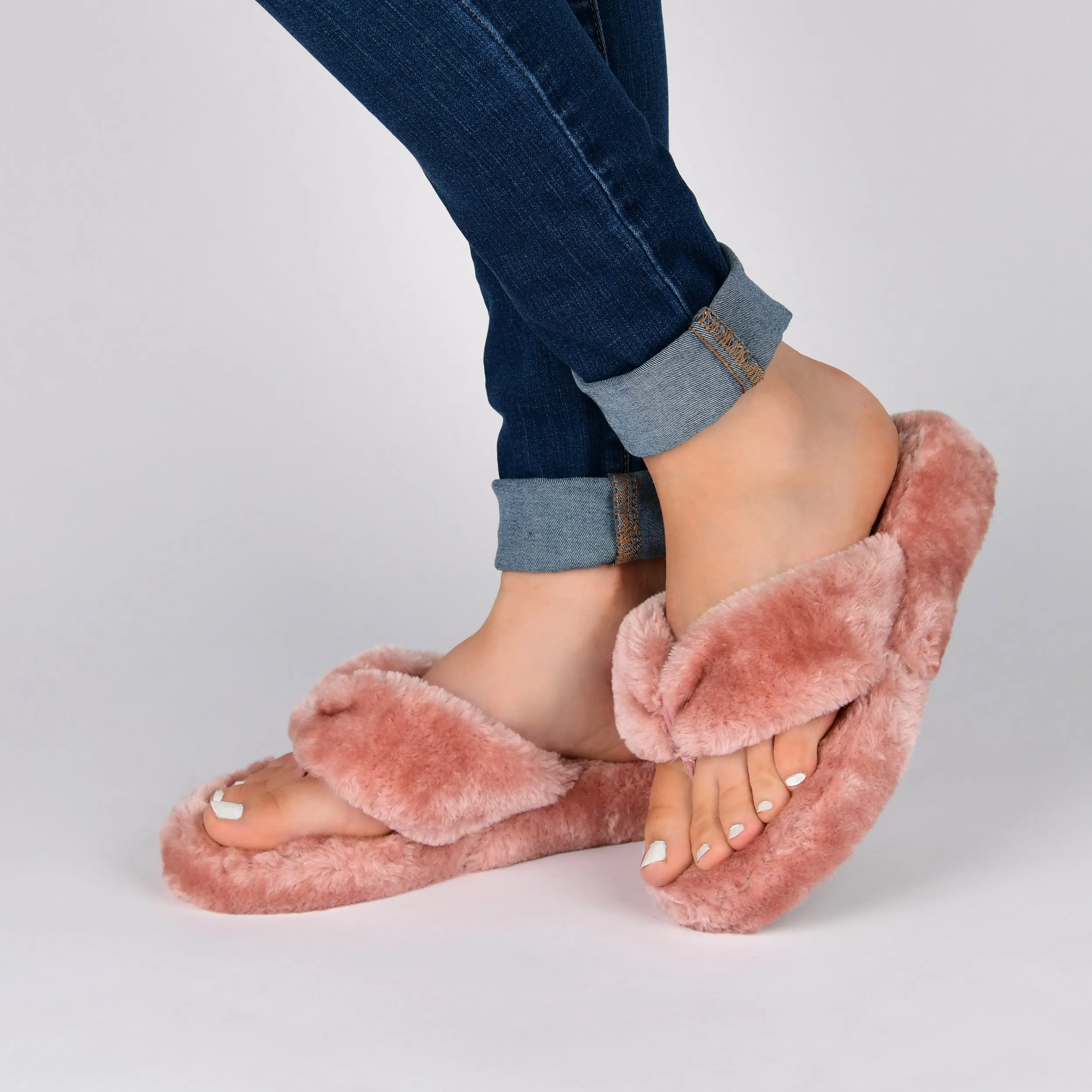 Journee Collection Women's Dream Slipper