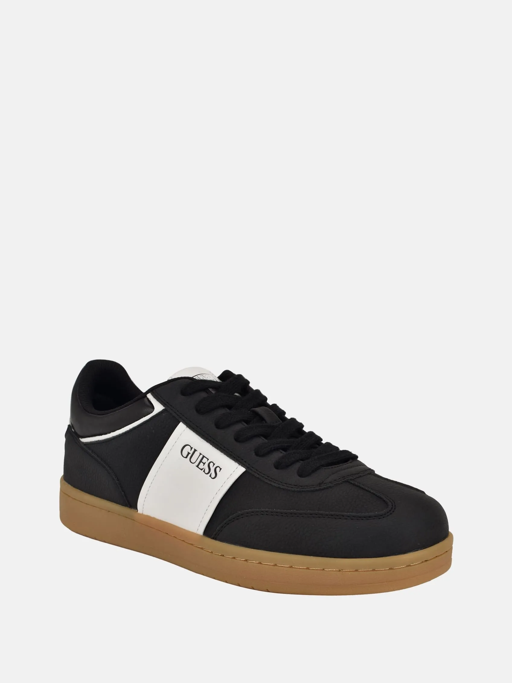 Lavert Low-Top Sneakers