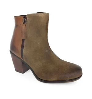 Lina Bootie In Tan