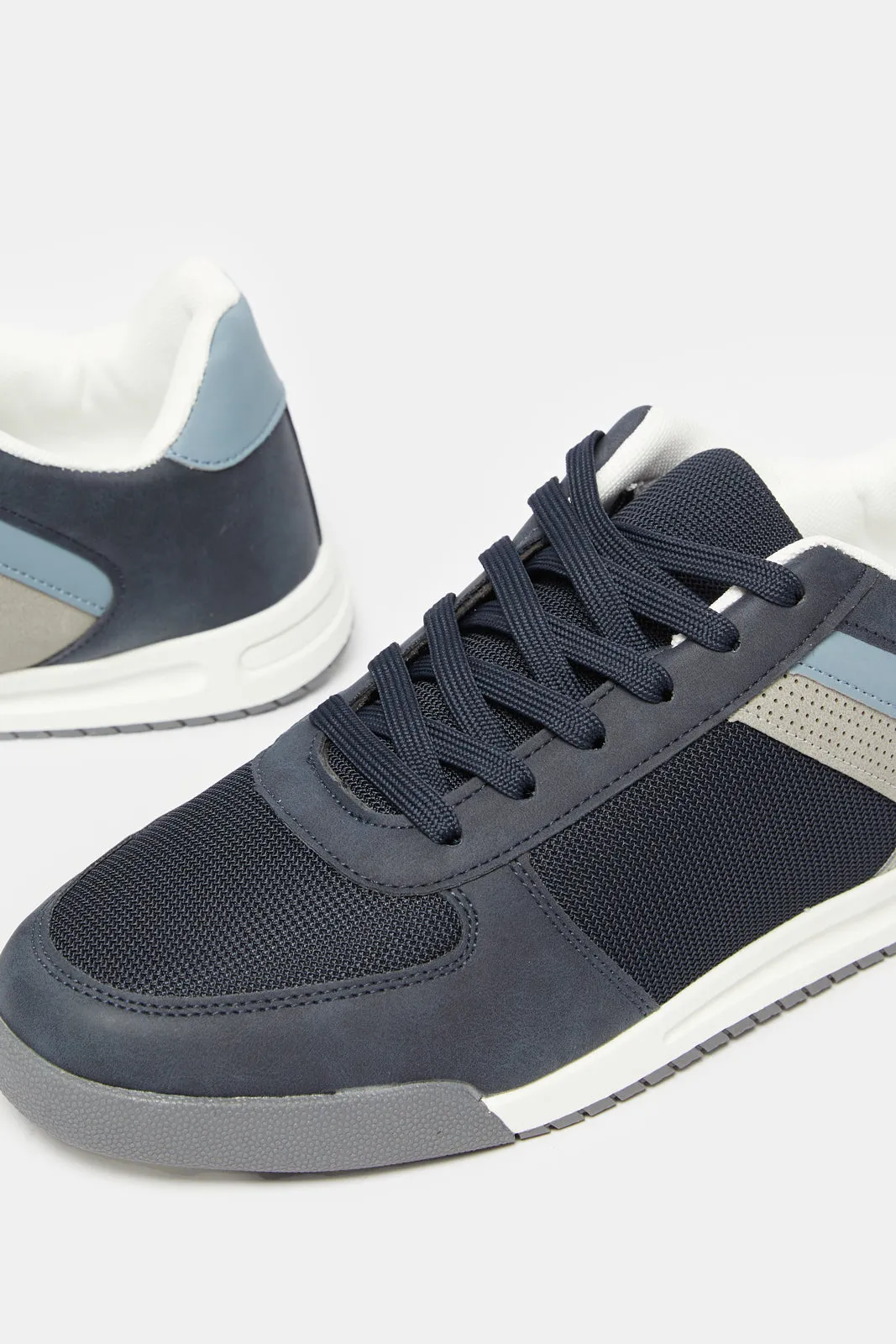 Men Navy Stripped Sneaker