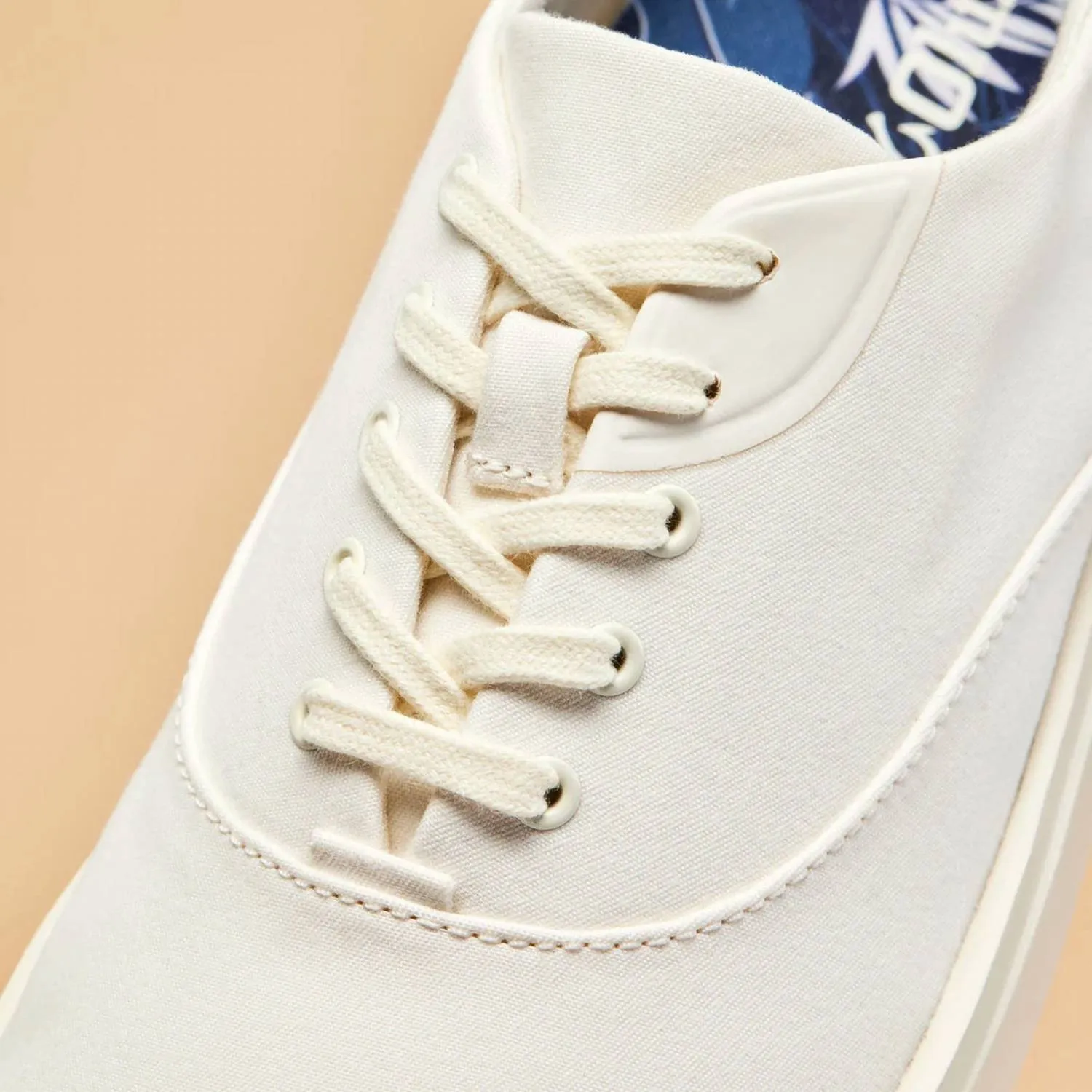 Men's Tradewind Sneaker In Off White