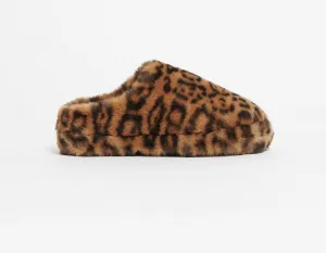 Misha Mule Slipper In Leopard