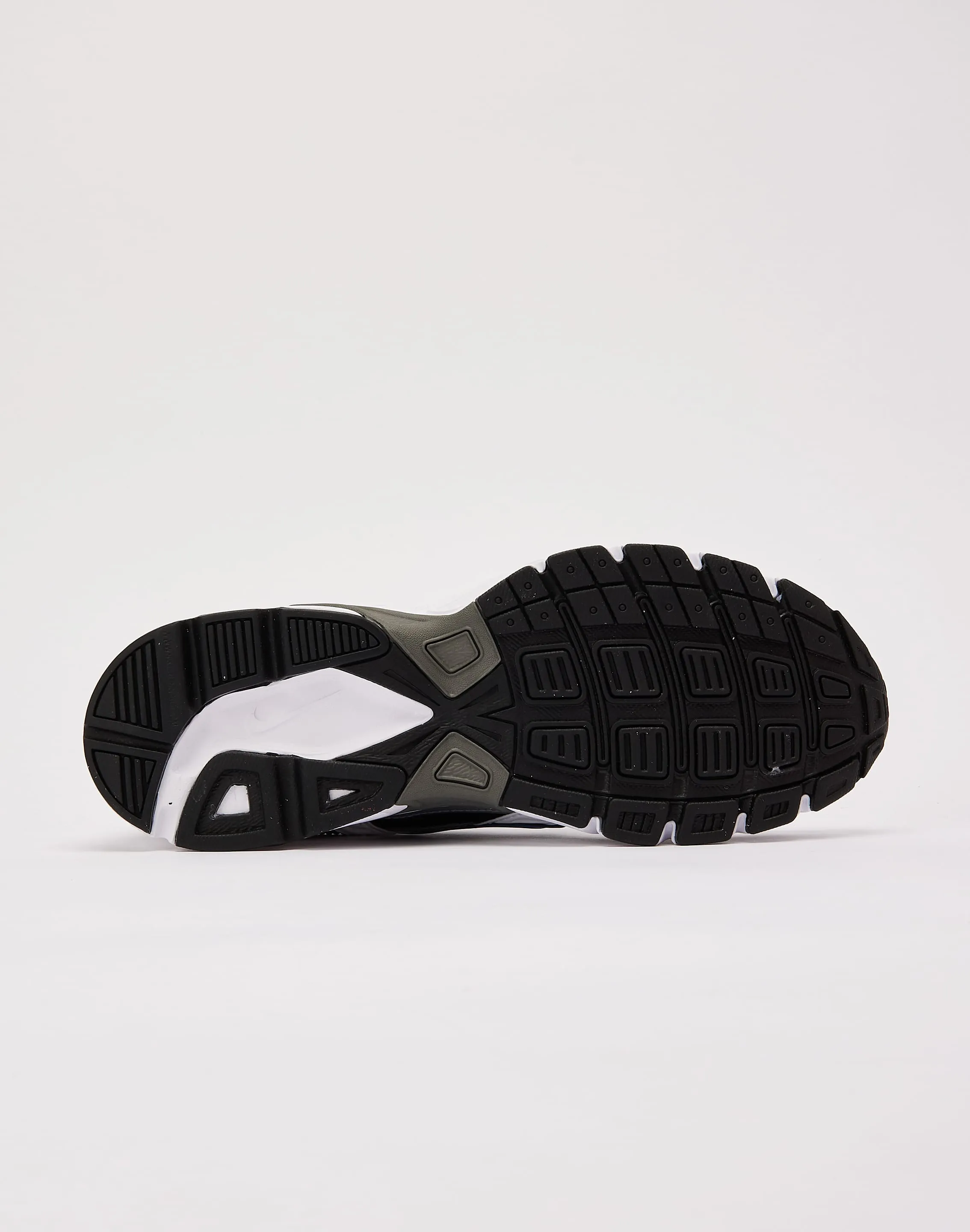 Nike Initiator