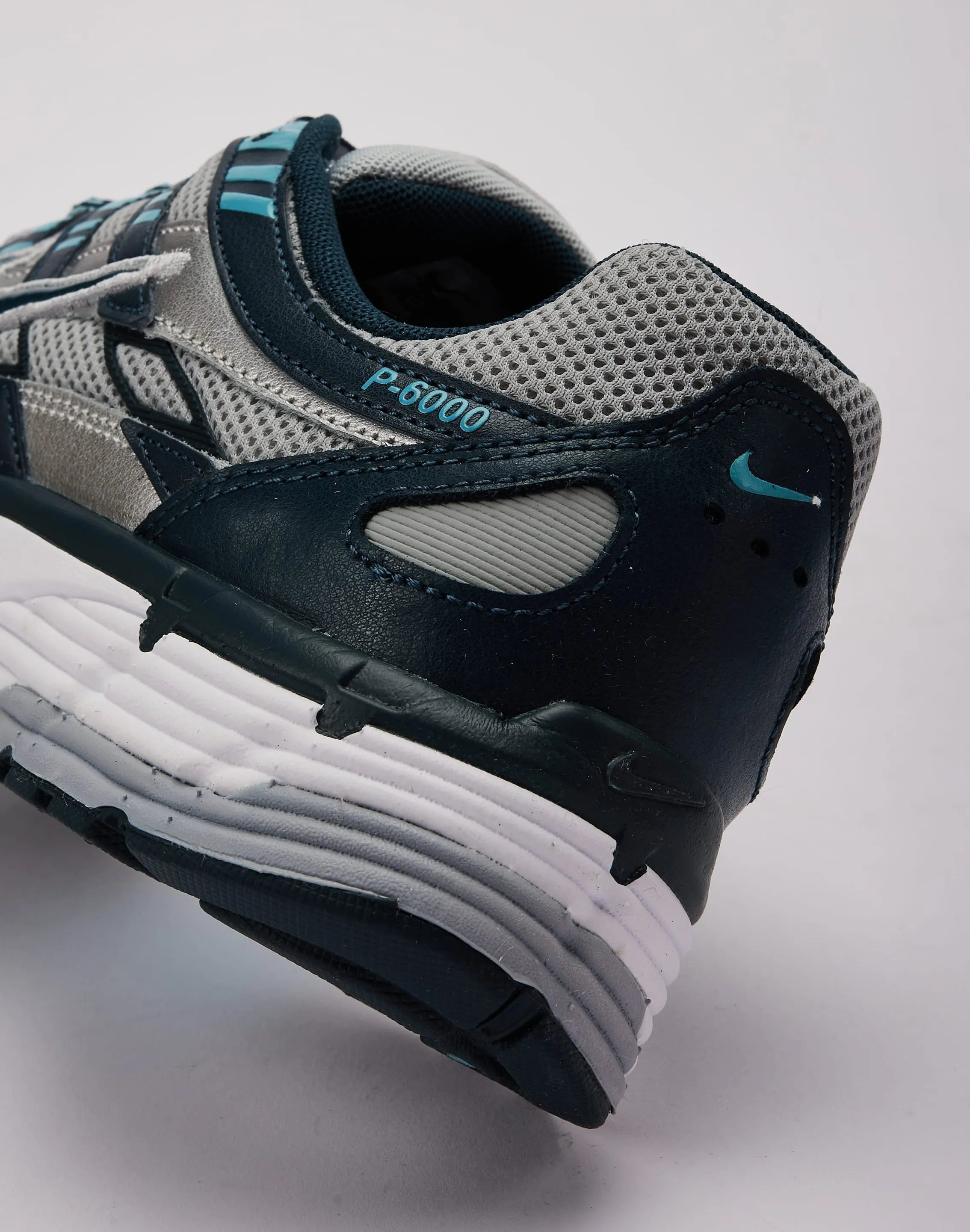 Nike P-6000