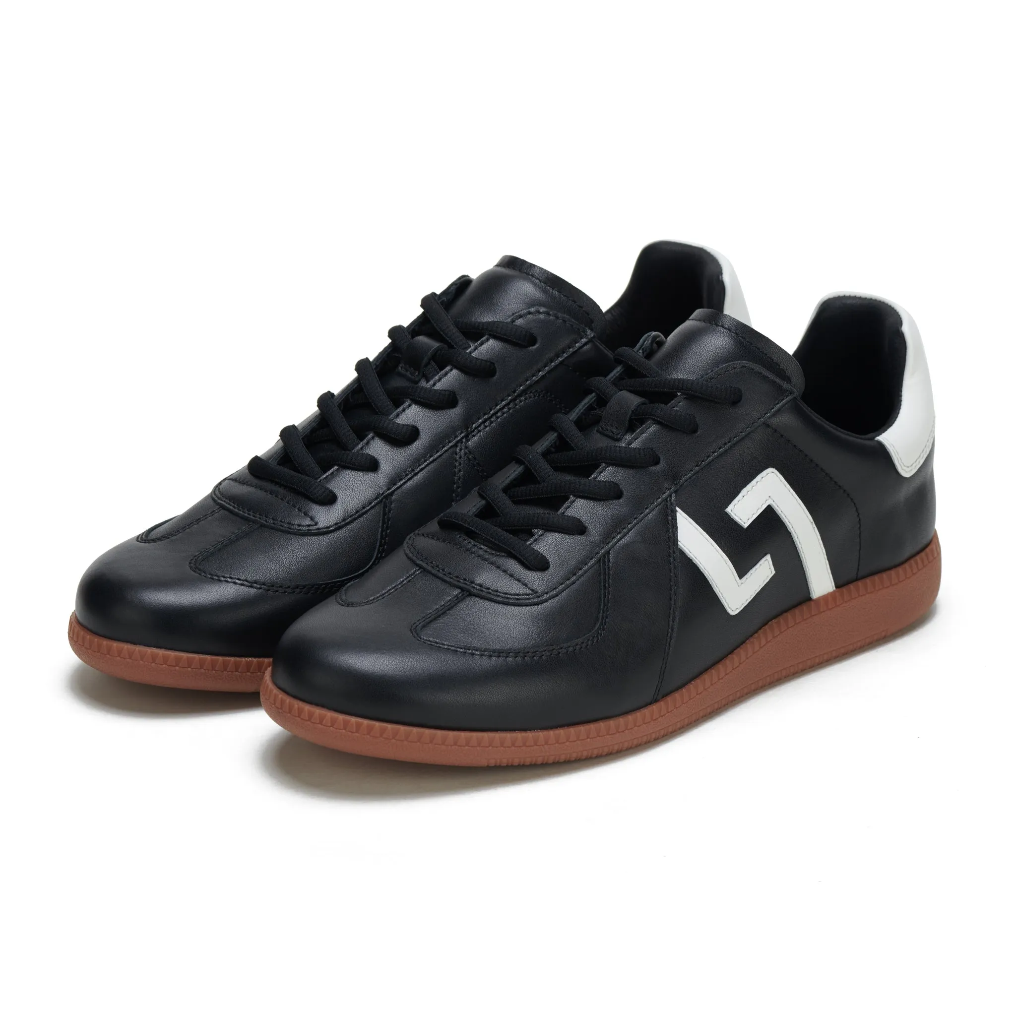 Pace Men Black/White