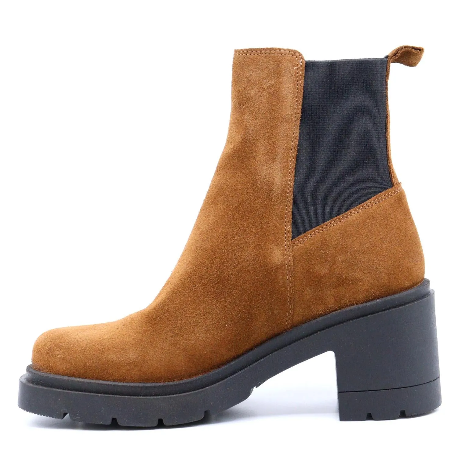 Skylar Ankle Boot In Tan Suede