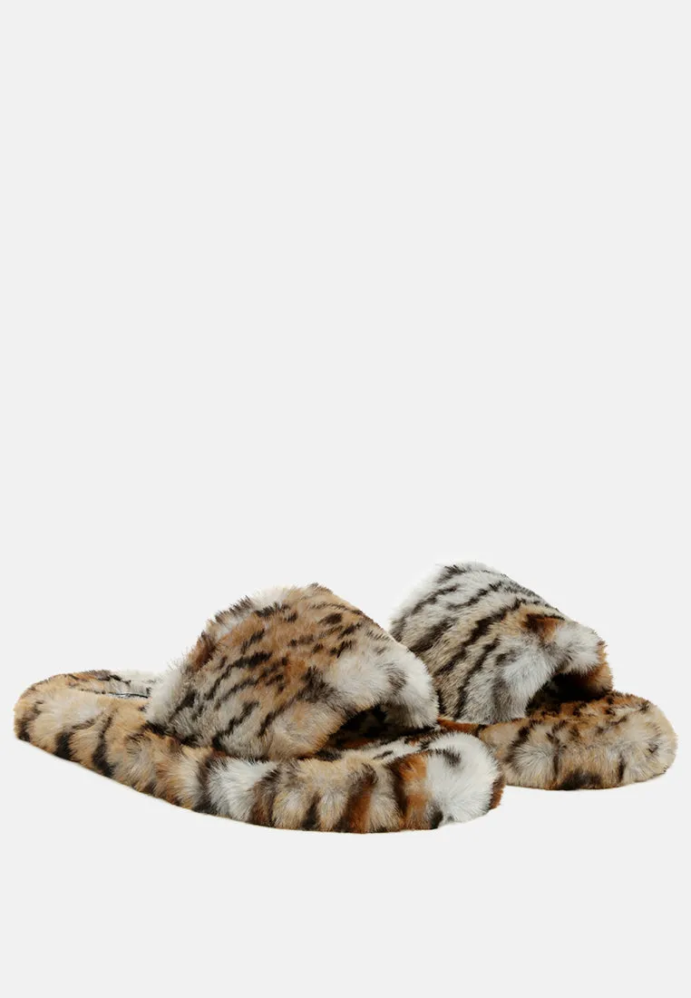 snuggle-in indoor fur flats