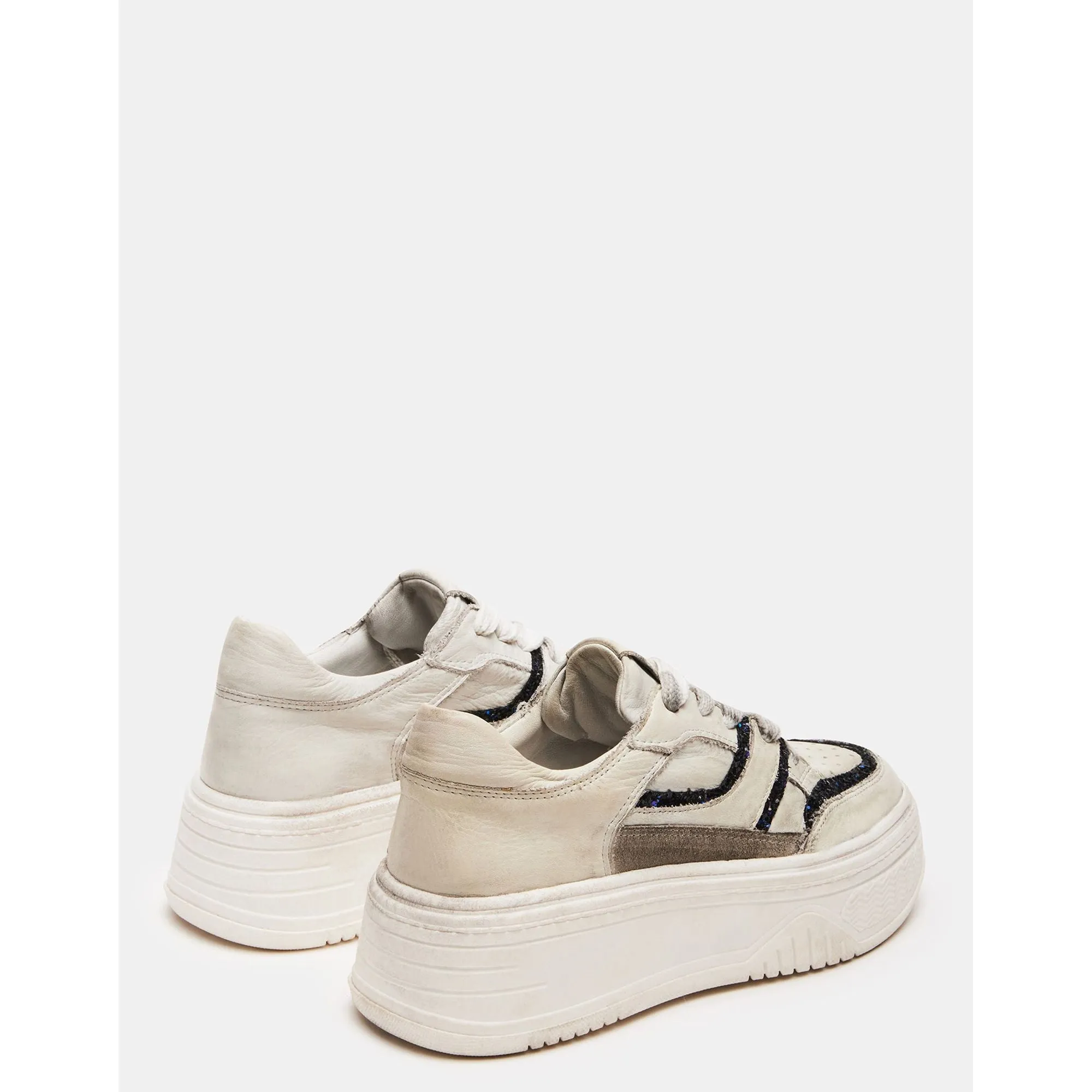 TAKER WHITE/BLACK