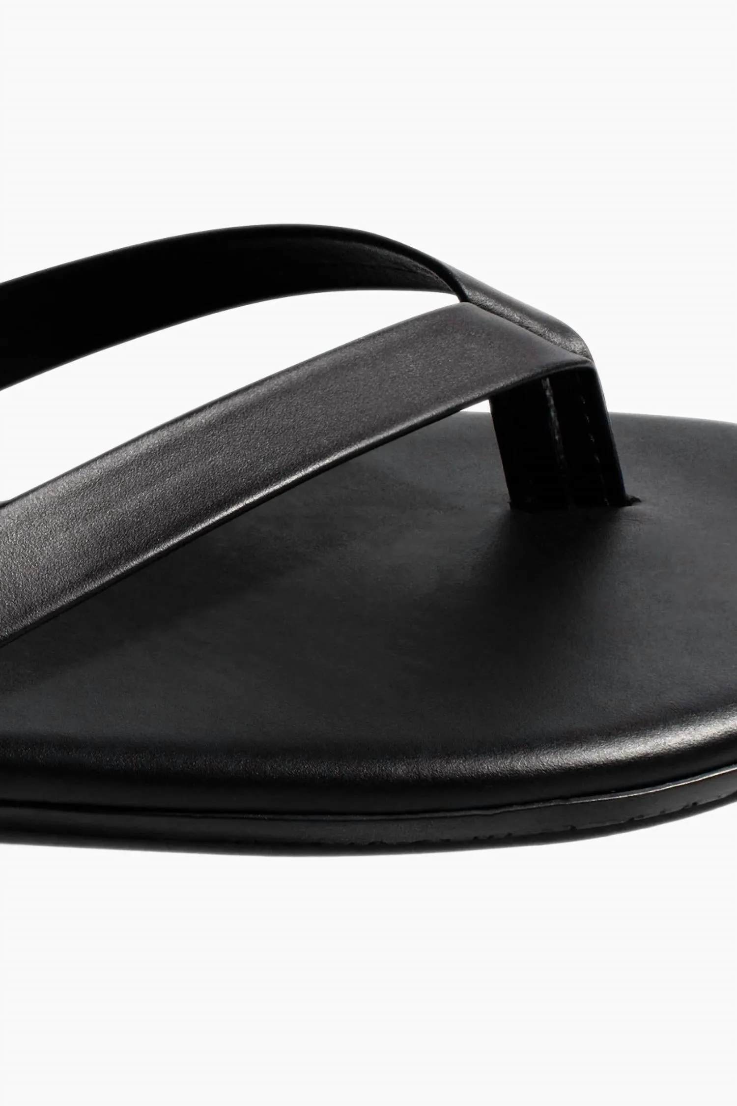 The Boyfriend Flip Flop In Black