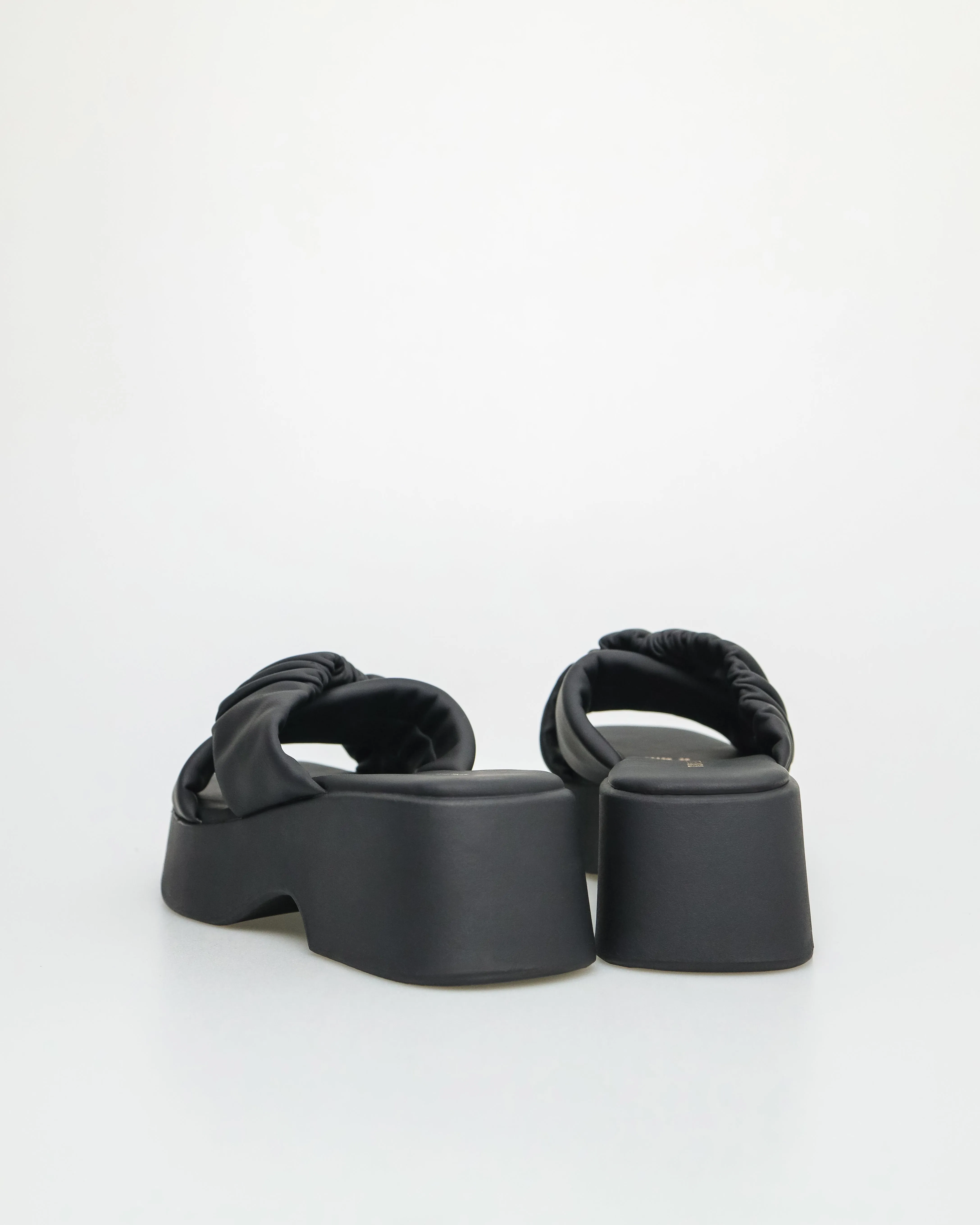 Tomaz YX156 Ladies Crossover Scrunchie Sandals