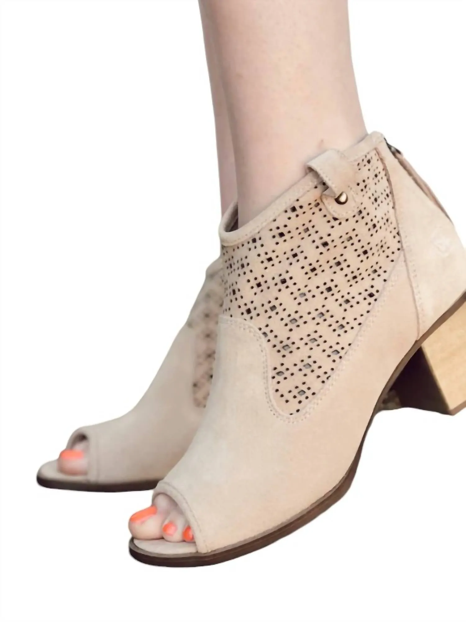 Women Trixie Booties In Beige