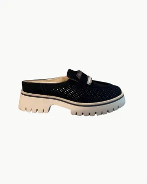 Women Vanora Loafer In Black