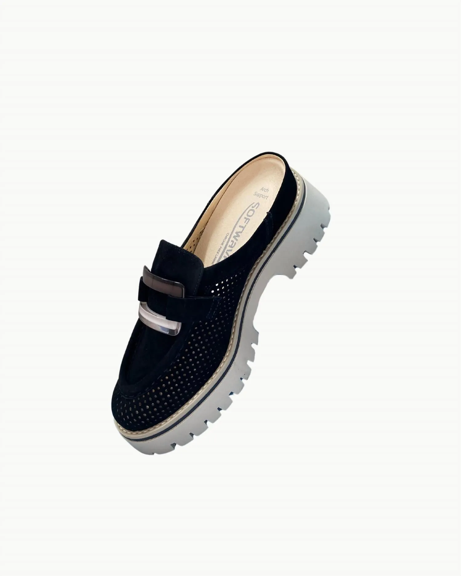 Women Vanora Loafer In Black
