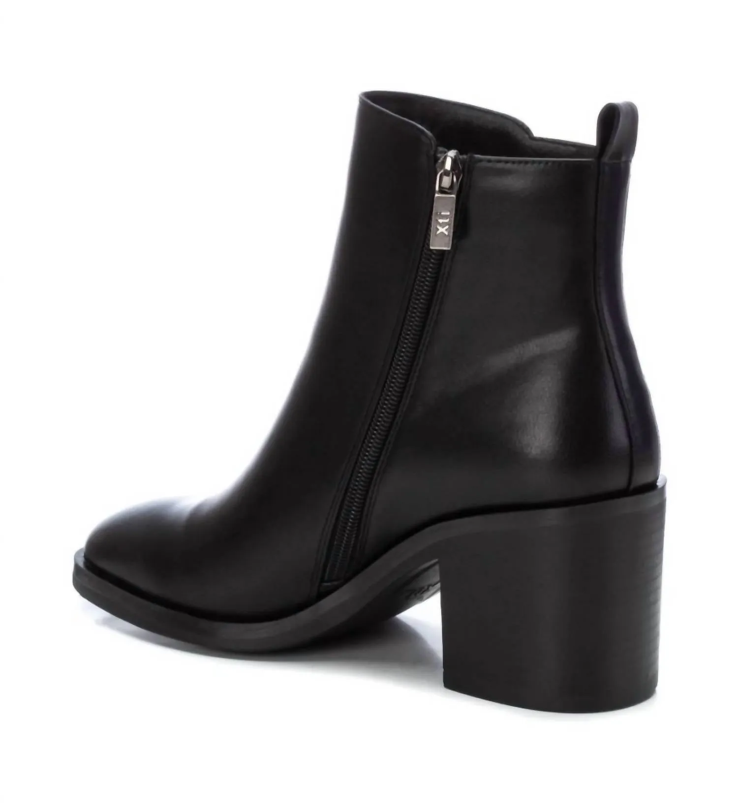 Women's Block Heel Booties In Black