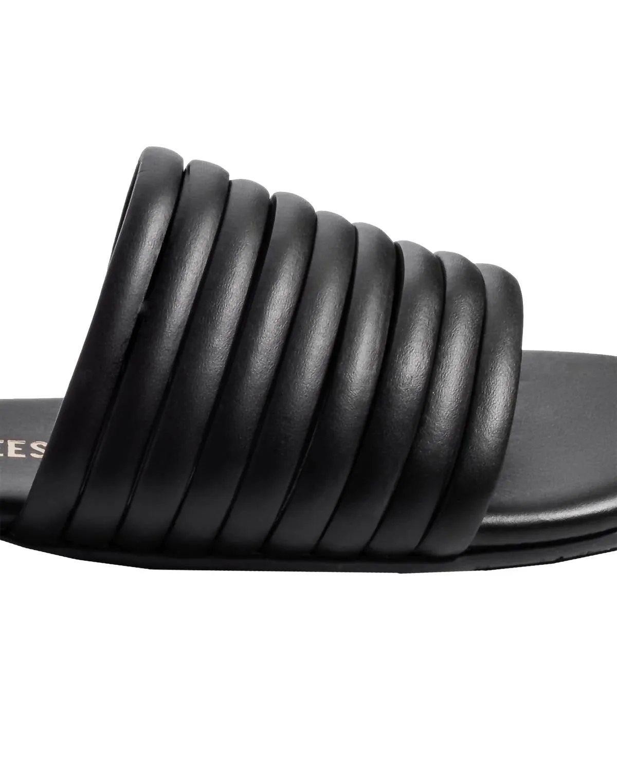 Women's Caro Sandals In Black