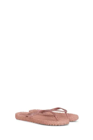 Women's Cheerful Flip Flops In Misty Rose