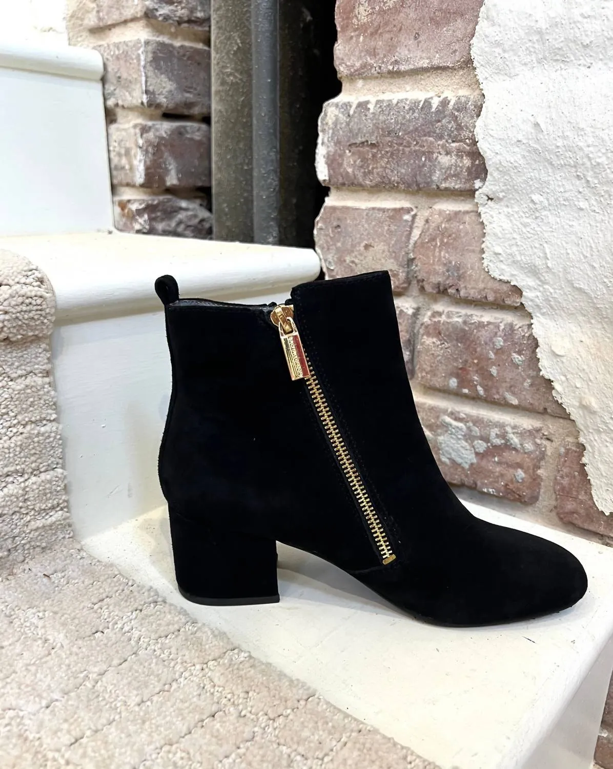 Women's Hail Kid Suede Booties In Black