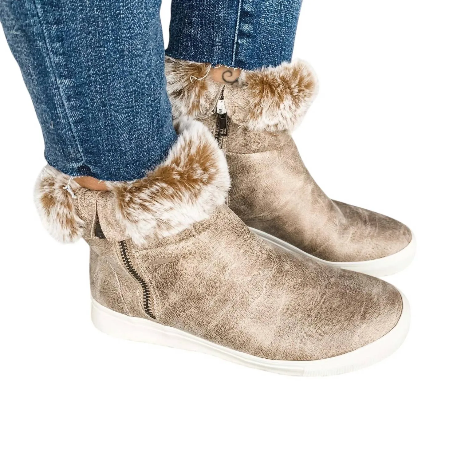 Women's Plusher Bootie In Cream