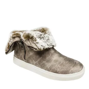 Women's Plusher Bootie In Cream