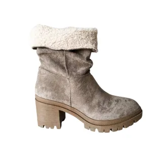 Women's Snuggy Boot In Grey