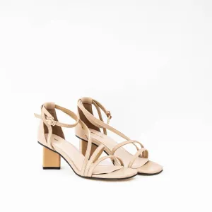 Women's Squared Off Heel In Nude