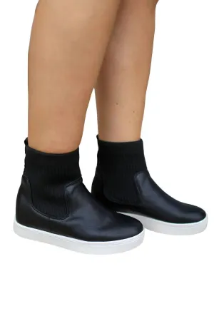 Women's Sweater Weather Booties In Black