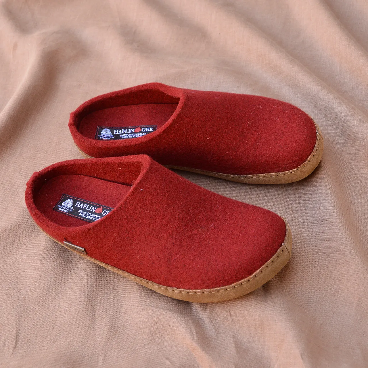 Wool Felt Slippers - Toffel - Rubin (Adults 36-42) *Pre-order