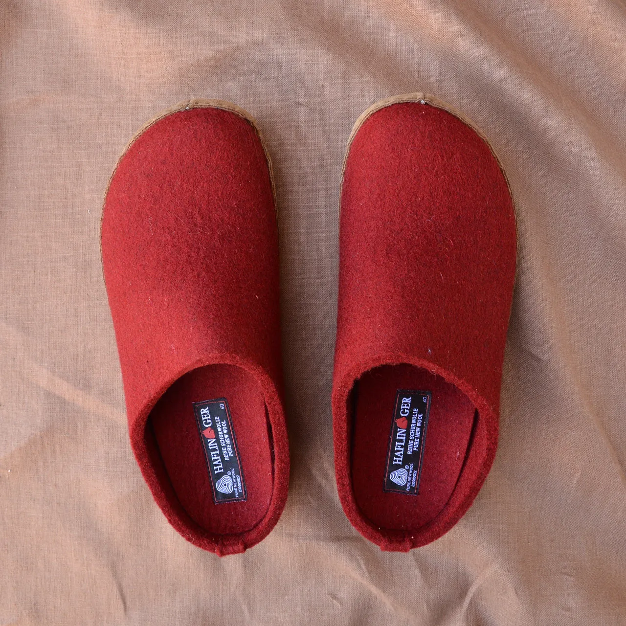 Wool Felt Slippers - Toffel - Rubin (Adults 36-42) *Pre-order