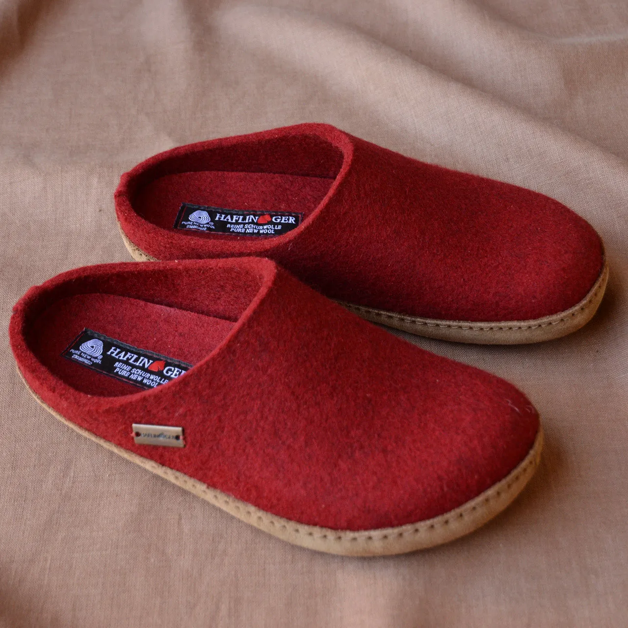 Wool Felt Slippers - Toffel - Rubin (Adults 36-42) *Pre-order